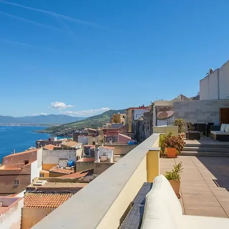 Huge Terrace With Never Ending Views Castelsardo