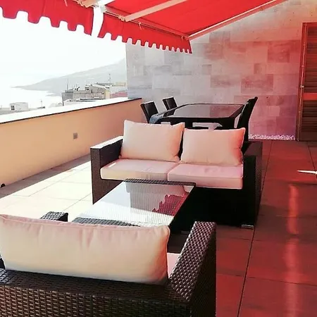 Feriehus Huge Terrace With Never Ending Views *