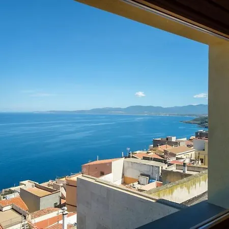 Huge Terrace With Never Ending Views